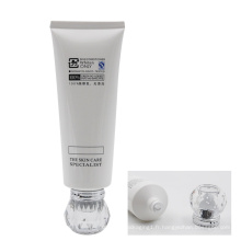 Tube cosmétique de luxe d&#39;emballage de tube de la peau 120g avec le chapeau acrylique